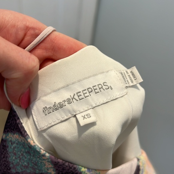 Finders Keepers, size xs, great condition! - Picture 3 of 3